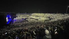 Miles de personas ingresan a la fuerza a un concierto de Daddy Yankee