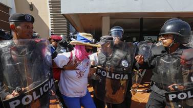 Gobierno nicaragüense pide a Costa Rica que no se meta en sus decisiones 