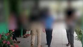Video: Estudiantes de cole detenidos por supuesta venta de droga por WhatsApp