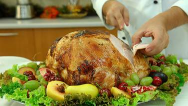 Una Costa Rica tendrá cena navideña con piernita de cerdo y la otra con gallo pinto 