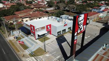 Le echamos el hombro: KFC abrirá nuevos locales y necesita contratar a 90 empleados 