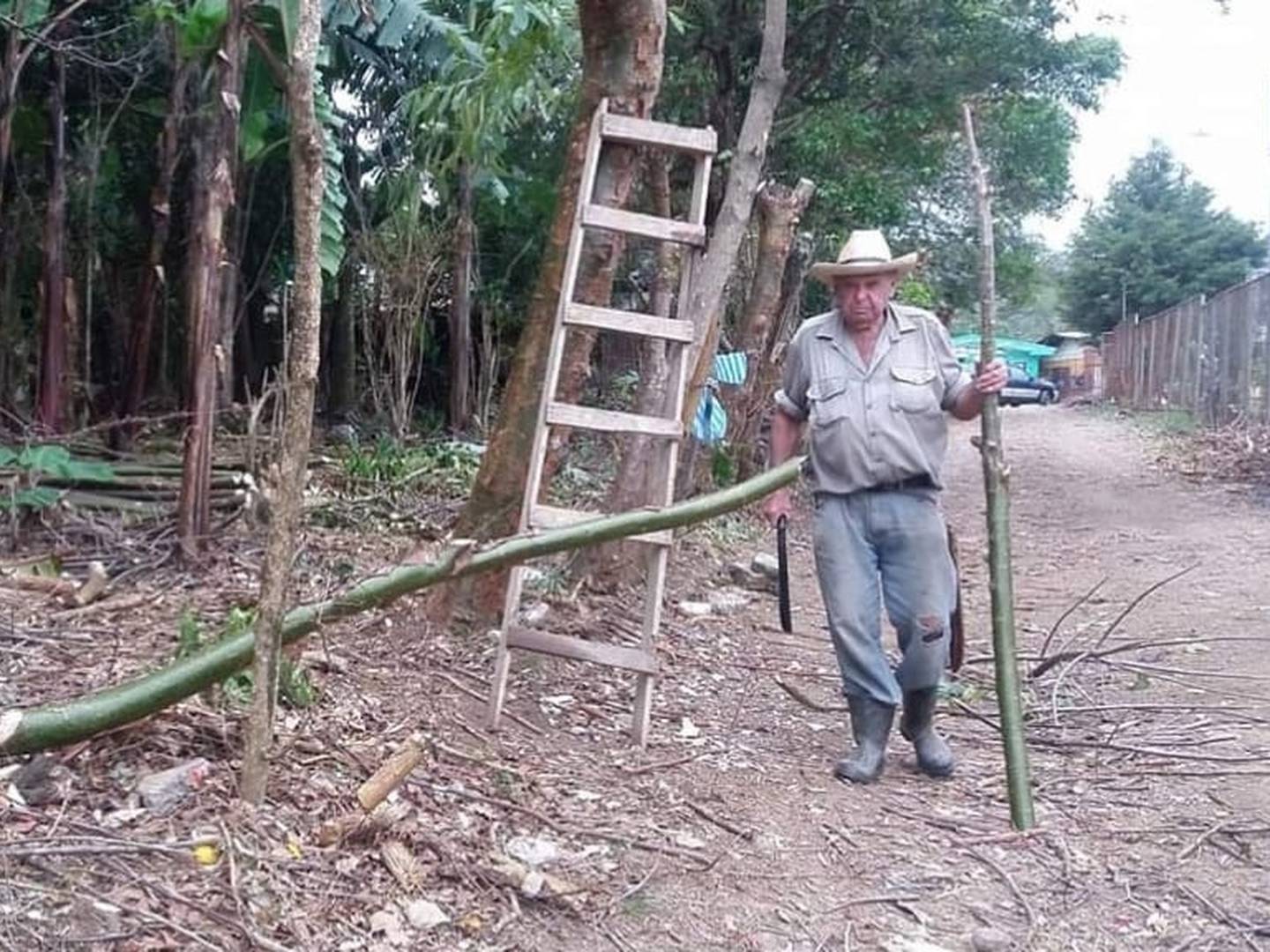 Agustín Jiménez Mora, señor de 85 años que murió luego de ser golpeado por un toro en Higuito, Desamparados. Foto tomada de Facebook.