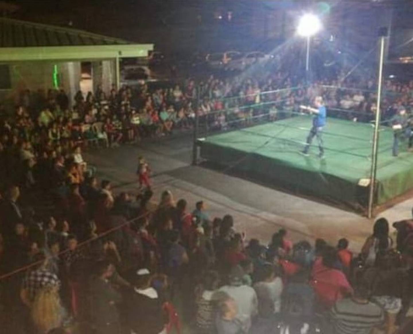 Velada de lucha libre en Alajuelita, que será el 30 de abril. Cortesía.