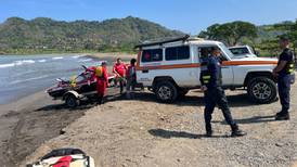 Playa Herradura devolvió cuerpo de bañista 19 horas después 