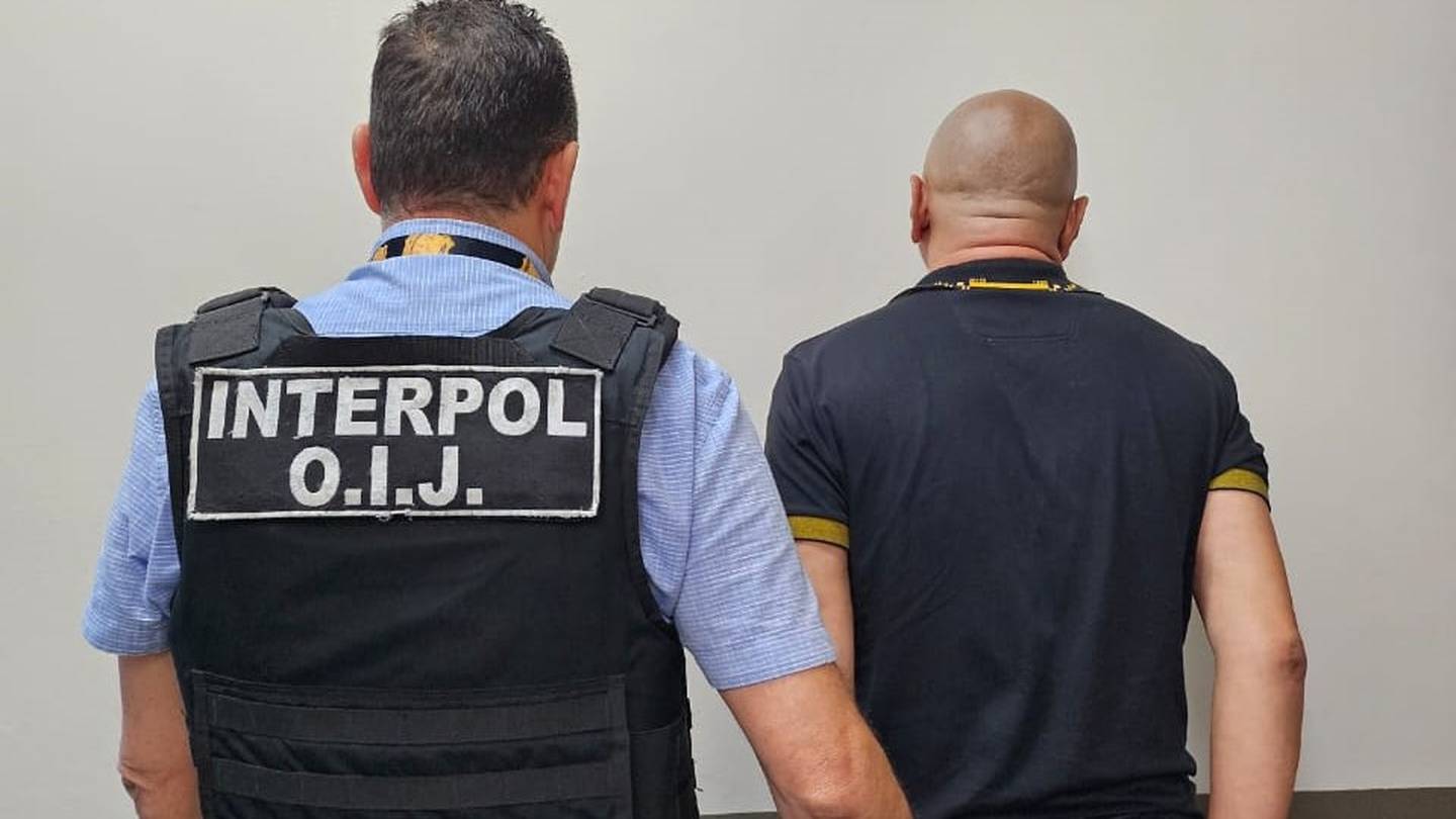 Un hombre de apellido Yi fue capturado por la Interpol como sospechoso de robo agravado