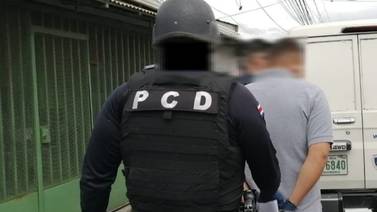 Policía frena negocio familiar de tío y sobrino quienes al parecer vendían cocaína y marihuana