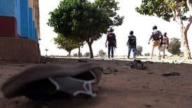 Secuestran en Nigeria a 317 muchachas estudiantes