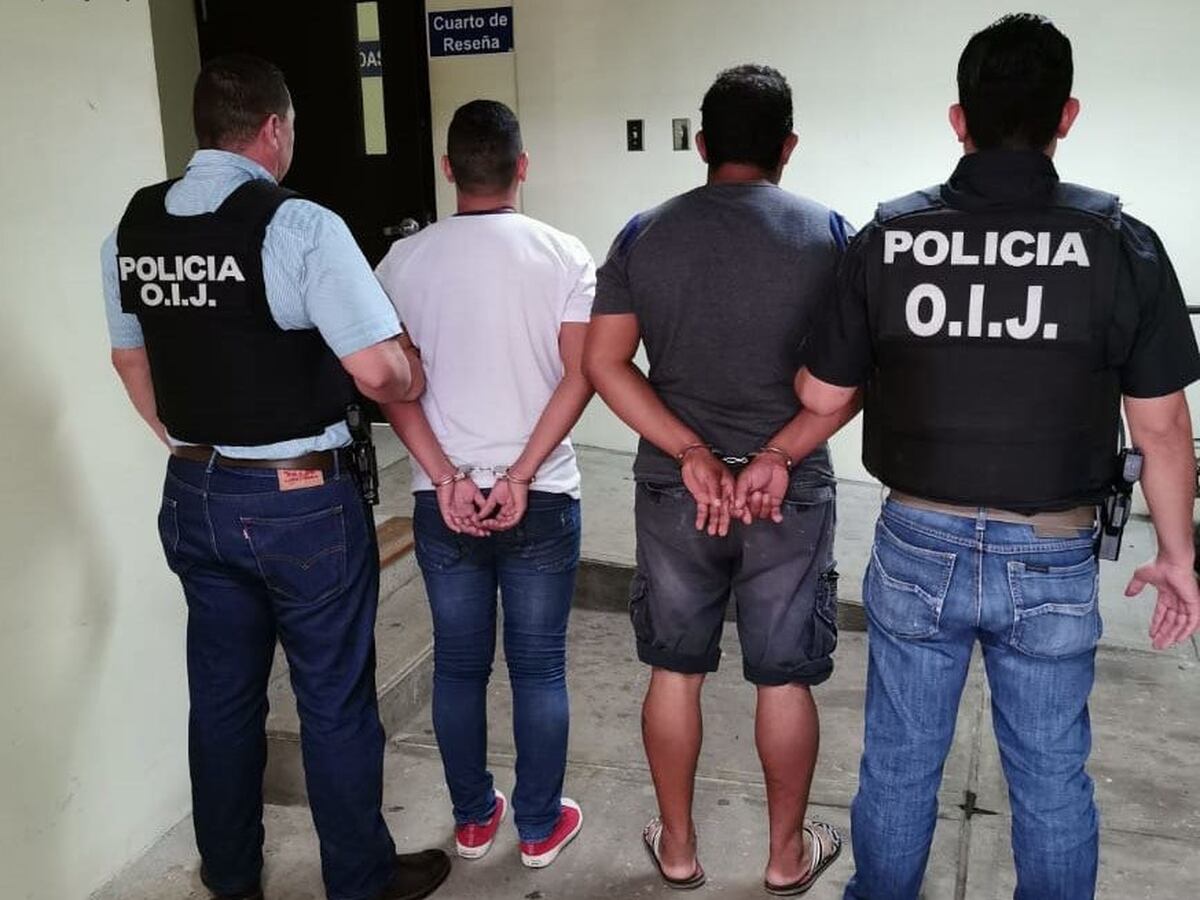 Pegan a sospechosos de prostituir mujeres en bar y cabinas - La Teja