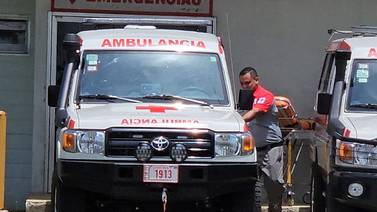 ¡Alerta! Cruz Roja atiende a un herido debido a una balacera que se armó en conocido restaurante