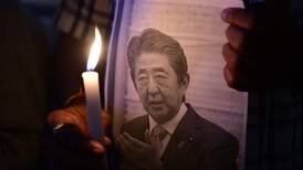 Molestia en Japón por platal que costará funeral de político asesinado