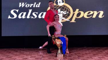 Ticos campeones mundiales de salsa festejarán bailando
