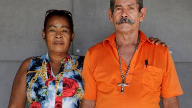 “Perú Bigotes” se dio una escapadita a San José para conocer La Teja