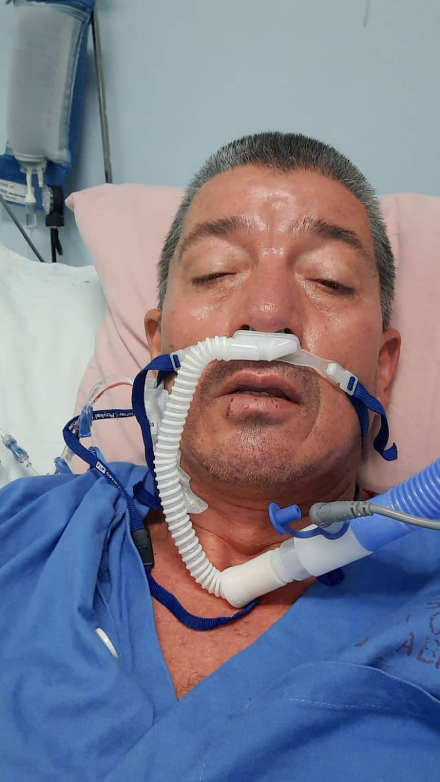 Don Bolivar Sánchez Alvarado estuvo en julio pasado cinco días en una Unidad de Cuidados Intensivos (UCI) en el hospital Calderón Guardia