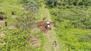 Policías destruyen pista clandestina tras cuatro años de conocer de su existencia en Sierpe, Osa 