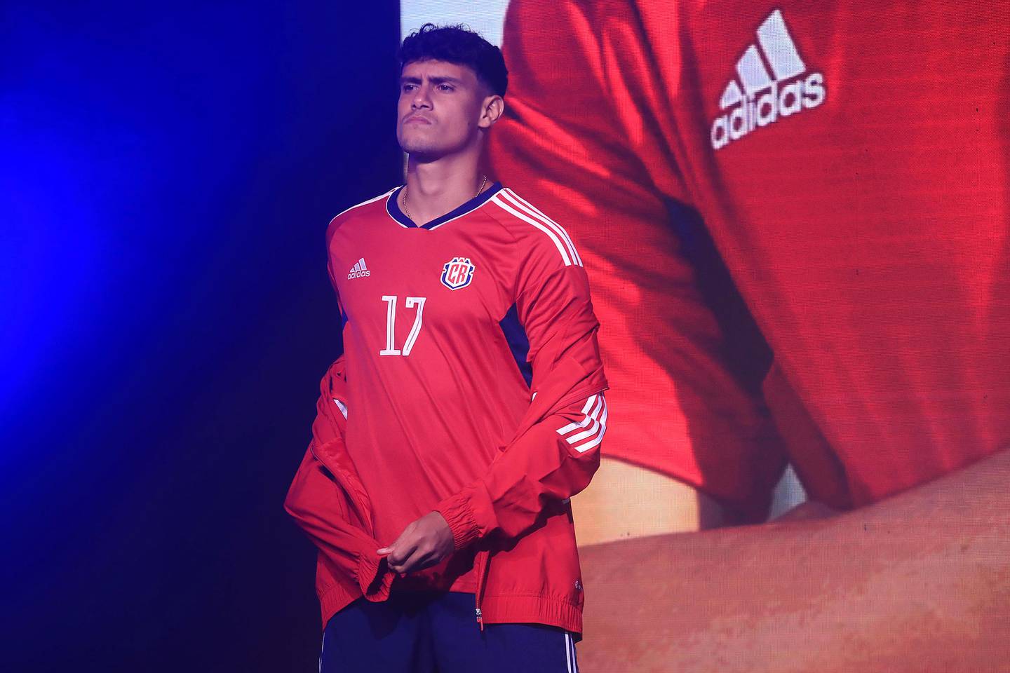 Adidas repite uniforme de Costa Rica con otra selección La Teja