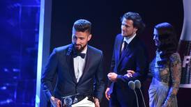 (Video) Olivier Giroud ganó el premio Puskas-2017 a mejor gol del año