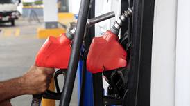 Recope pide rebaja en el precio de los combustibles