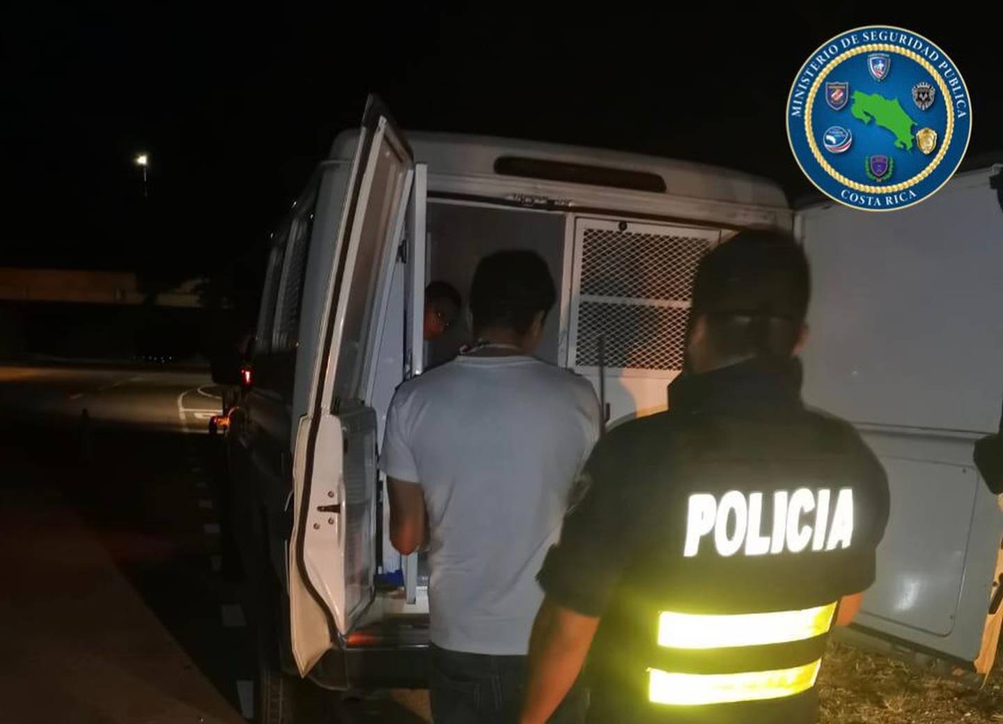 Detienen en Cañas, Guanacaste, a tres sospechosos de asaltar camión repartidor. Foto MSP.