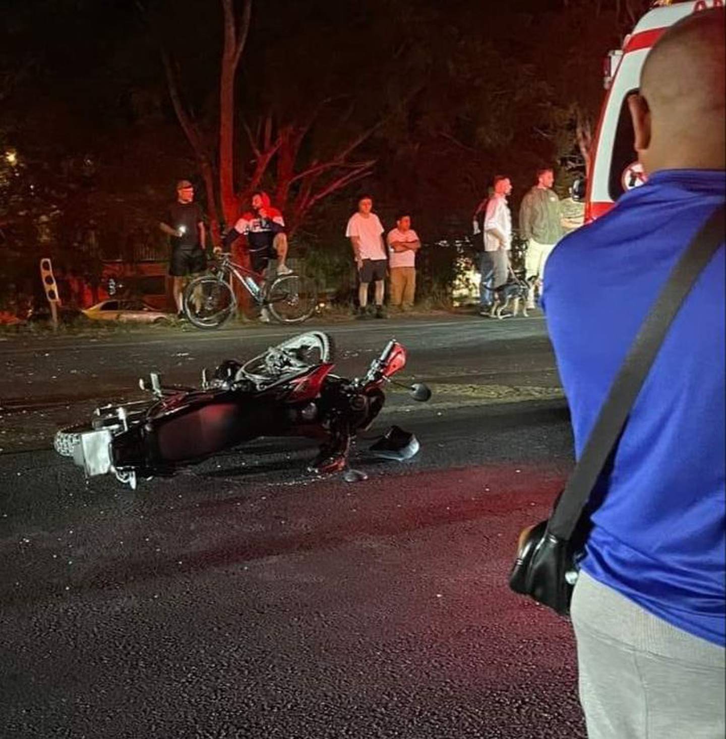 dos personas resultaron herida de gravedad cuando viajaban en un moto por san ramón