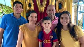 Douglas López no pudo llevar a Qatar algo que le dejó la familia