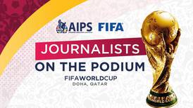 Periodista tico fue reconocido por la FIFA por su gran trayectoria