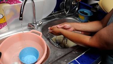 Heredianos: ¡A recoger agua se ha dicho! anuncian suspensión de servicio