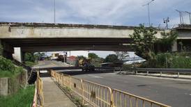 Tránsito en zona del puente del Saprissa en Tibás seguirá cerrado por las noches