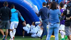 Jugadores del Querétaro se fueron a los golpes después de una derrota