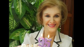 Tía Florita celebra sus 95 años con toda la pata y mensajes positivos