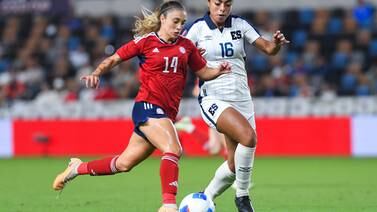 Priscilla Chinchilla le da sus primera alegría a Costa Rica en la Copa Oro femenina