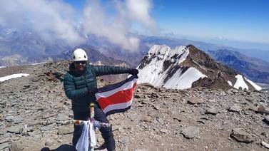 Alpinista costarricense conquistó el pico más alto de América