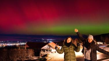 Tormenta solar regala espectaculares auroras polares, le mostramos las mejores fotos