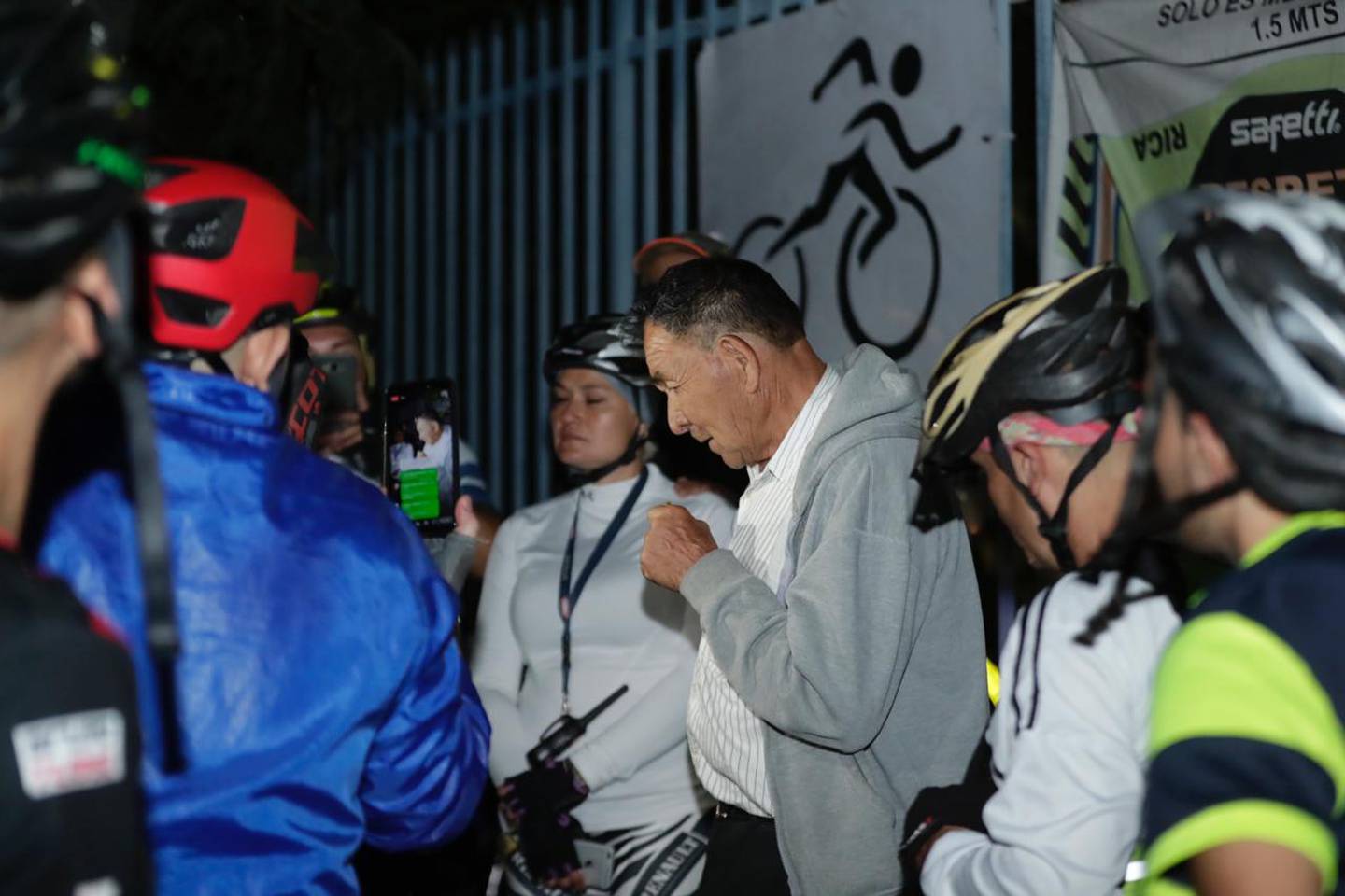 Vigilia de ciclistas para pedir justicia por liberación de hombre condenado por atropello de Lucia Mata. Foto José Cordero.