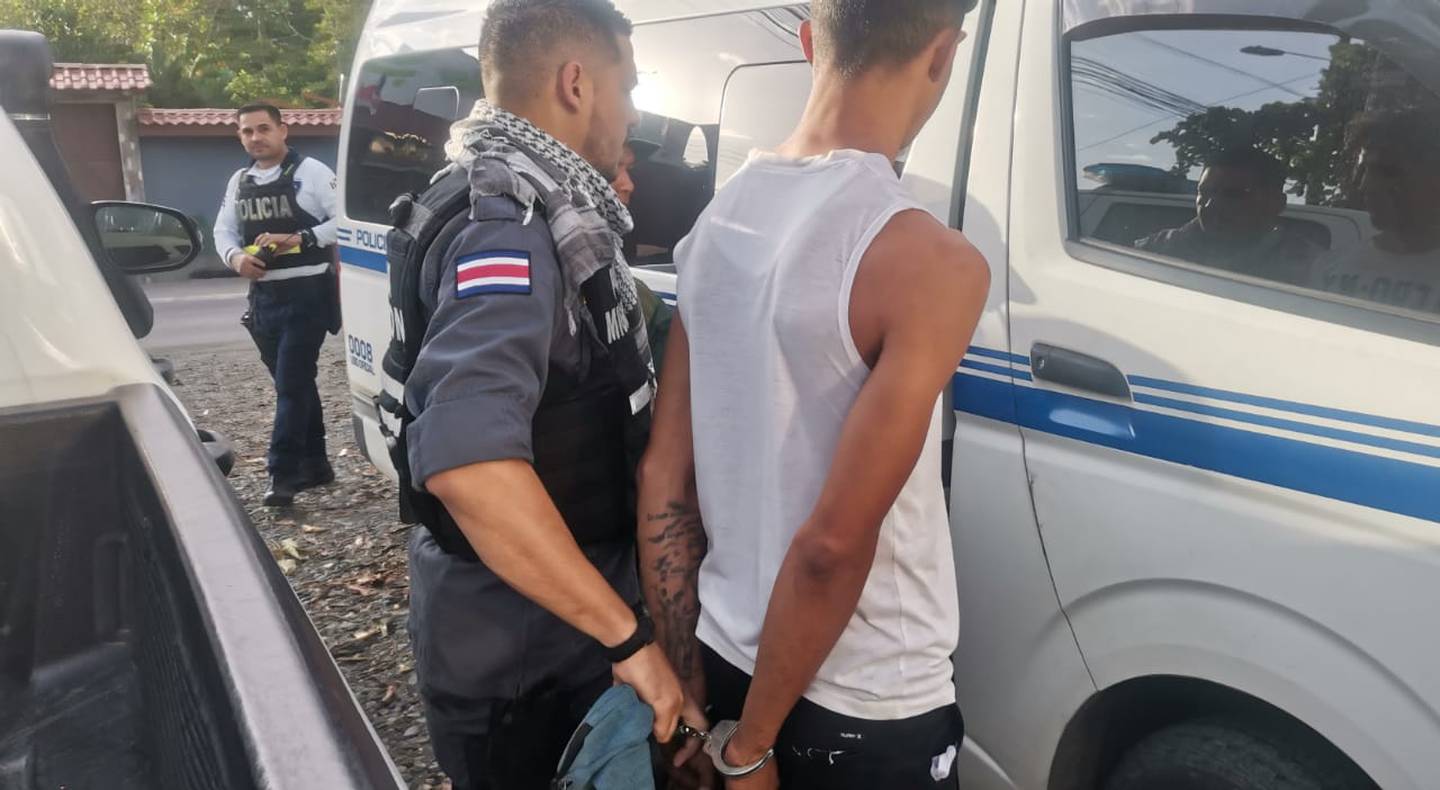 Un salvadoreño apellidado Alvarado fue detenido en Puerto Viejo de Talamanca, en Limón. Foto MSP.