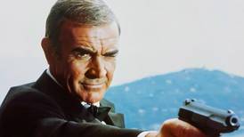 Subastarán pistola de James Bond por más de ¢123 millones