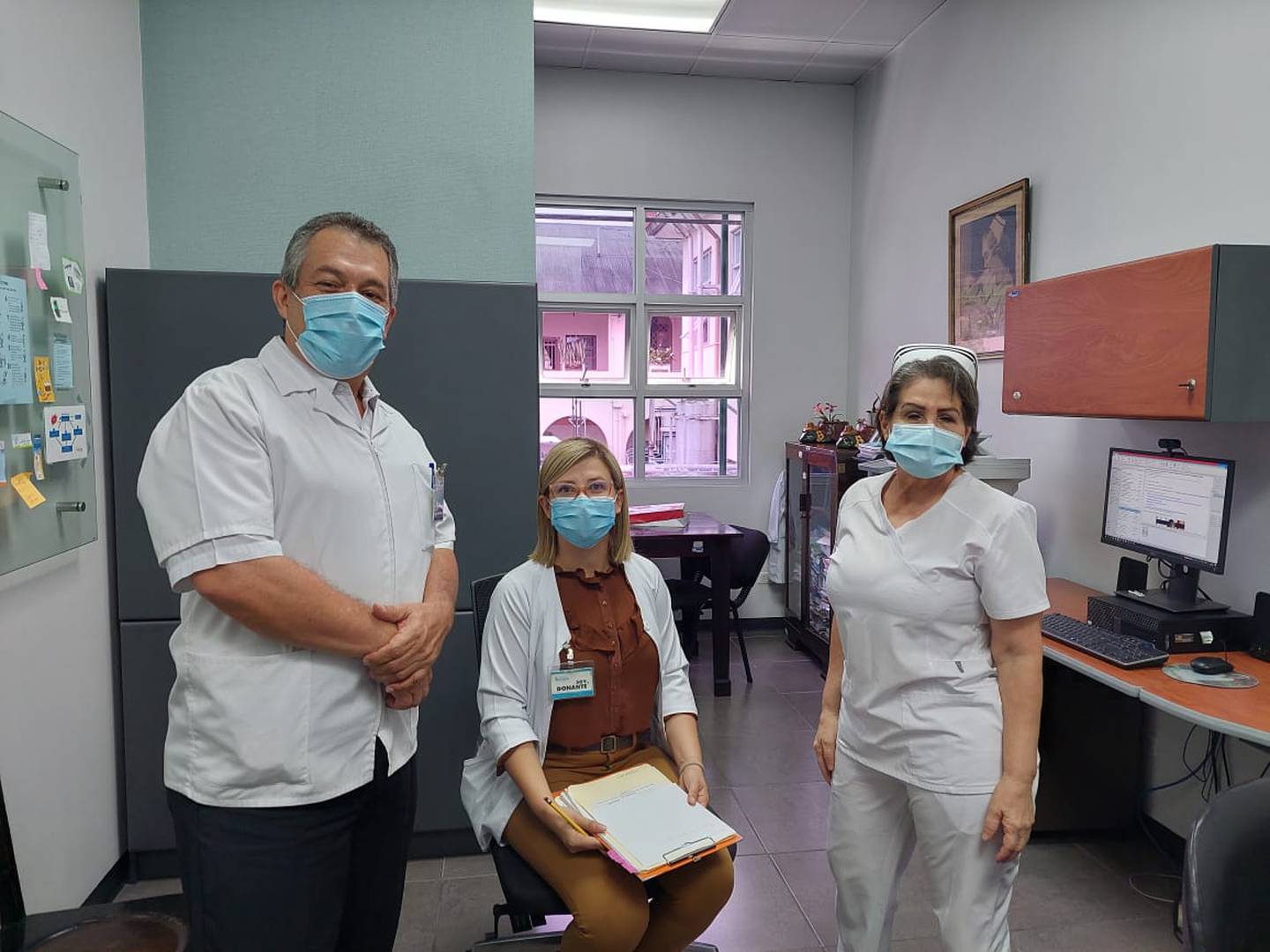 La Caja tiene unos 18.500 profesionales en enfermería que se entregan día a día con esmero, responsabilidad y trabajo de mucho cuidado en los 29 hospitales y 106 áreas de salud en toda Costa Rica.