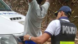 Policías capturan a maleante que le robó a turista gringo una cadena de oro valorada en ¢300 mil