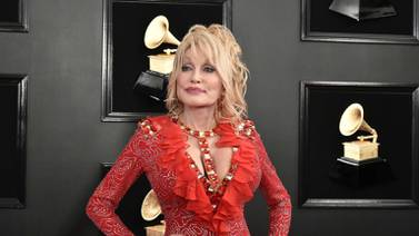 Dolly Parton quiere volver a posar en “Playboy” a sus 74 años