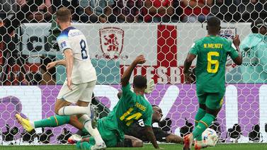 Inglaterra empezó a asegurar su paso a cuartos de final ante Senegal 