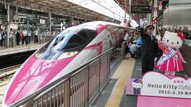 ¡Todos a bordo! El tren Hello Kitty empezó a circular en Japón