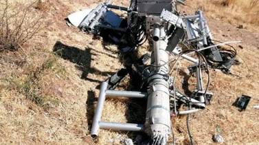 Destruyen antenas en tres poblados de Bolivia por creerlas transmisoras de COVID-19