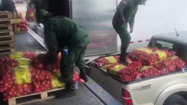 Policías frenan contrabando de cinco mil kilos de cebolla contaminadas