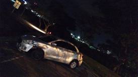 Jóvenes de 15 y 16 años caen como sospechosos de robar carro de hombre apuñalado en Hatillo 