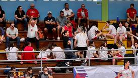 Palmareñas protestan dándole la espalda a semifinal de Juegos Nacionales
