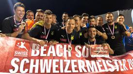 Tico se corona campeón de fútbol playa en la Liga de Suiza