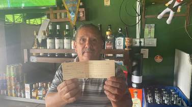 Bar de Dulce Nombre de Cartago pide carné de vacunación de covid para entrar