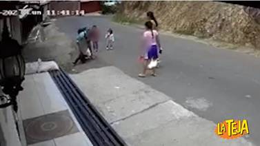 (Video) PANI pide ayuda para encontrar a mujer que agarra a niño a chancletazos