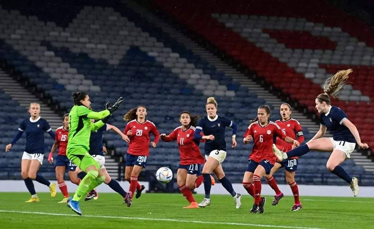 La Selección Femenina cayó goleada ante Escocia 4-0. Prensa Fedefútbol.
