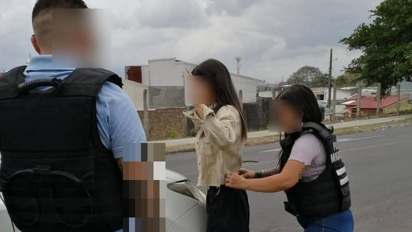Una mujer de apellidos Salas Villalobos está en manos de las autoridades judiciales al ser sospechosa de explotar sexualmente a una familiar. Foto: Policía de Migración