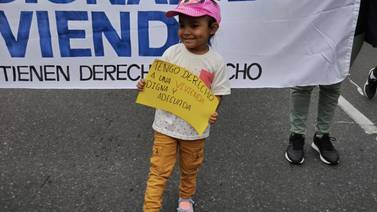 Pequeña de tres años se suma a la protesta nacional con una petición muy especial  